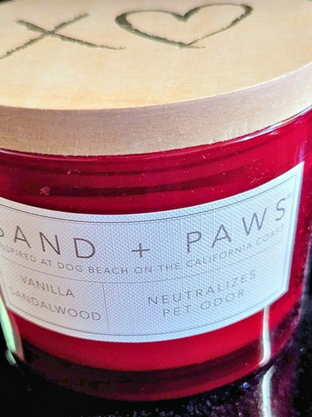 Sand + Paws Vanilla Sandalwood Double Wick 12 oz Scented Candle Red Wood Lid XO